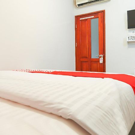 Oyo 1519 Axl Residence Jakarta Extérieur photo
